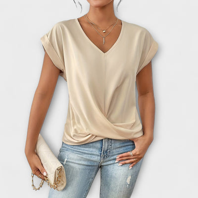 Eloise - V-hals Top met Knoopdetail